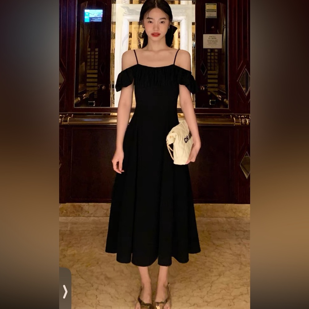 Elegant Black Off-Shoulder Midi Dress